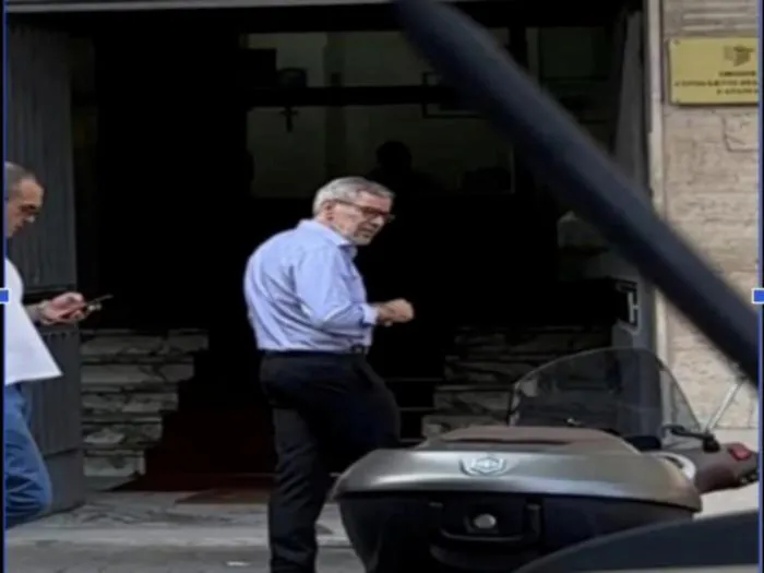 The health envoy at the Lombardo headquarters (nephew) - La Sicilia